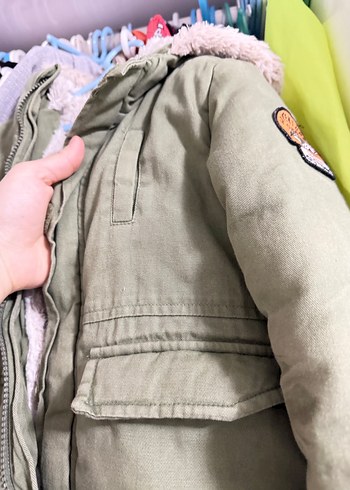 Erkek Çocuk Yeşil Sıcak Kürklü Ceket - Görsel 6
