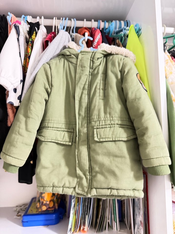 Erkek Çocuk Yeşil Sıcak Kürklü Ceket - Görsel 5