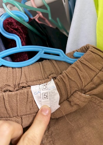 Erkek çocuk Bej Keten Rahat Kesim Kemerli Pantolon - Görsel 4