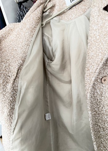 Bej Yünlü Kadın Kaban Kürk Detaylı - Görsel 3