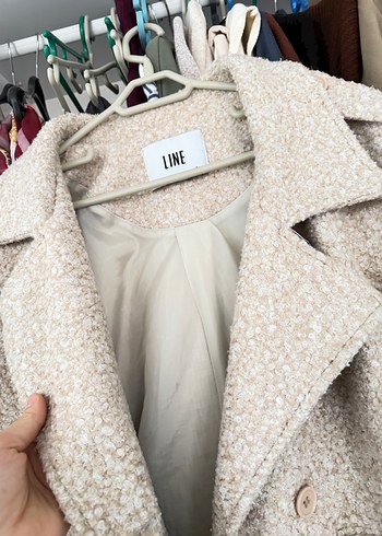 Bej Yünlü Kadın Kaban Kürk Detaylı - Görsel 5