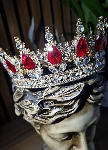 Kırmızı Kristal Taç - Görsel 3