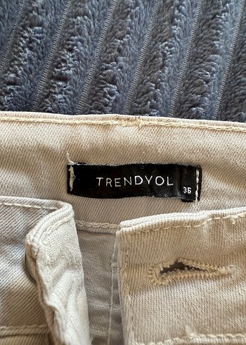 Trendyol & Milla Açık gri Kadın Pamuklu Dar Kesim Jean