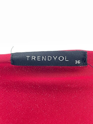 36 Beden bordo Renk Trendyol & Milla Kısa Elbise %70 İndirimli.
