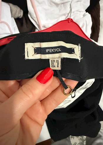 Düğmeli Siyah Kadın Kumaş Pantolon - Görsel 4