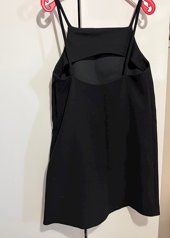 Siyah İnce Askılı kısa Elbise - Görsel 2