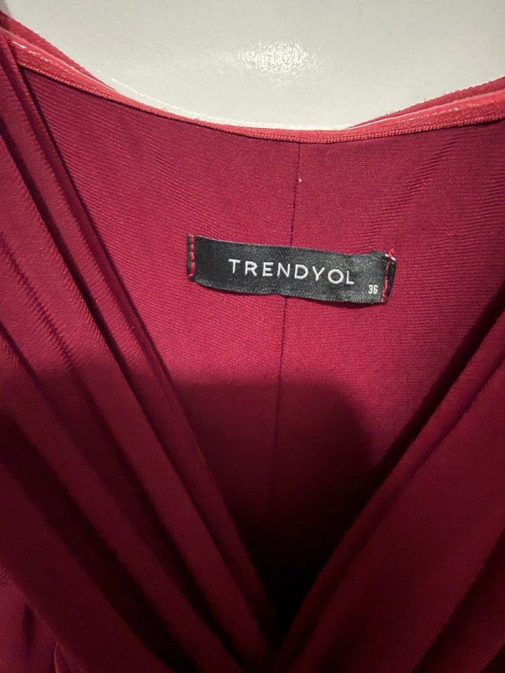 Bordo V Yakalı likralı ve Drapeli Kadın elbise - Görsel 3