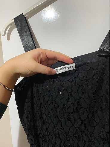 Siyah Elbise - Görsel 3