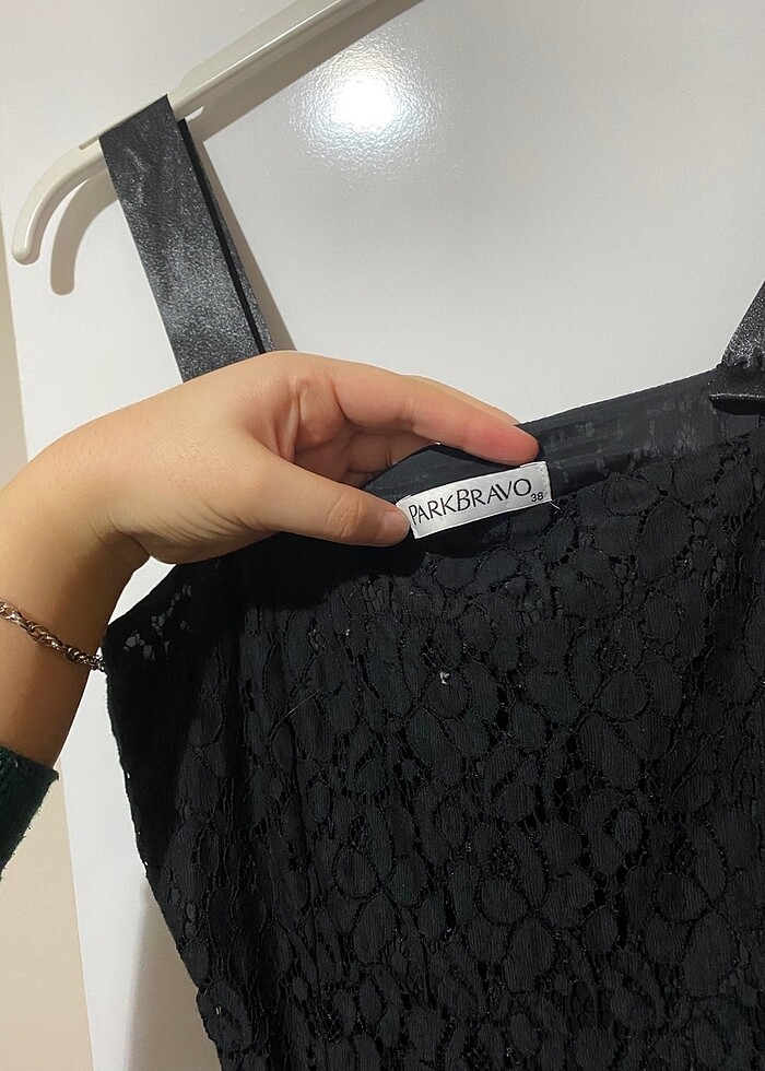 Siyah Elbise - Görsel 3