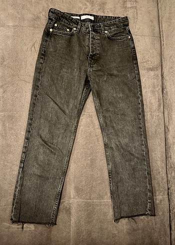 Düğmeli Siyah Midi Kadın Kot Pantolon - Görsel 2