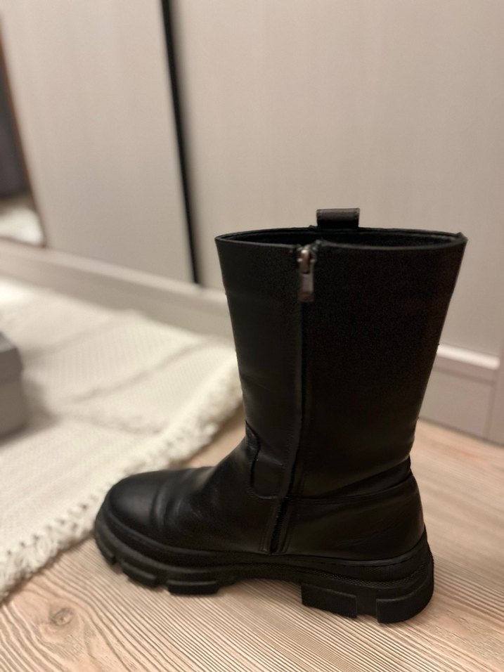 Siyah lastik platform topuklu bot - Görsel 3