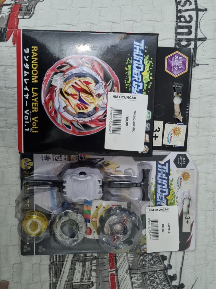 adet fiyatıdır Çok Renkli Aksiyon Figürleri ve Tornado Top - Görsel 4