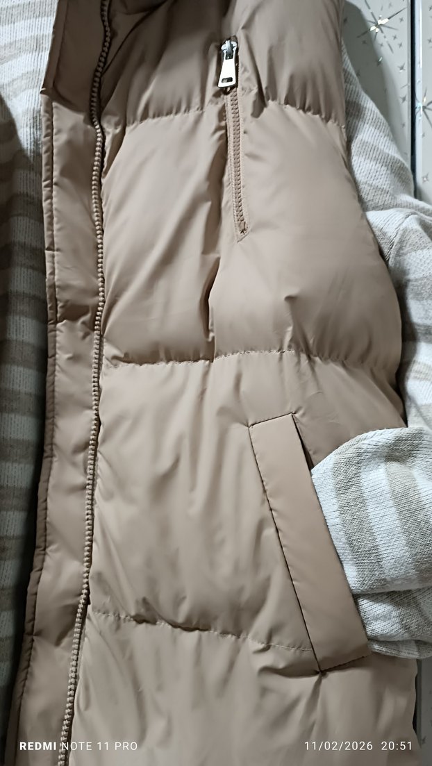 Bej Kadın Kapitone Yelek Kapüşonlu - Görsel 4