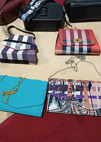 Renkli Tokalı Kadın Çanta - Görsel 3