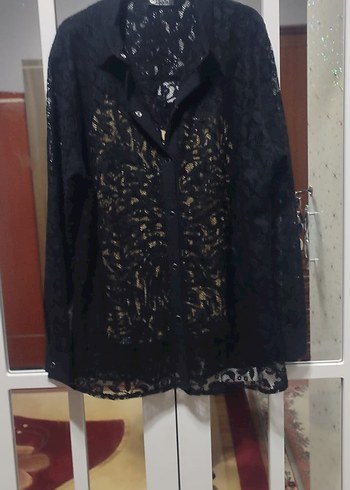 Siyah Dantel Detaylı Gotik Kadın Gömlek - Görsel 2