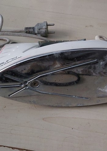 Euro Profesyonel Beyaz Ütü - Görsel 2