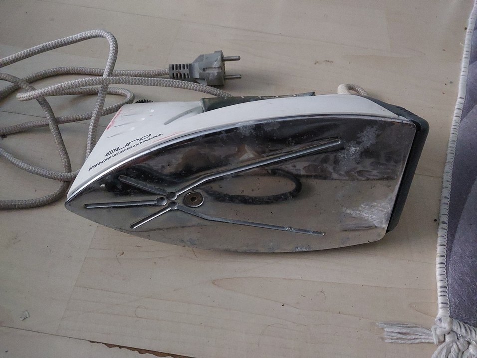 Euro Profesyonel Beyaz Ütü - Görsel 2