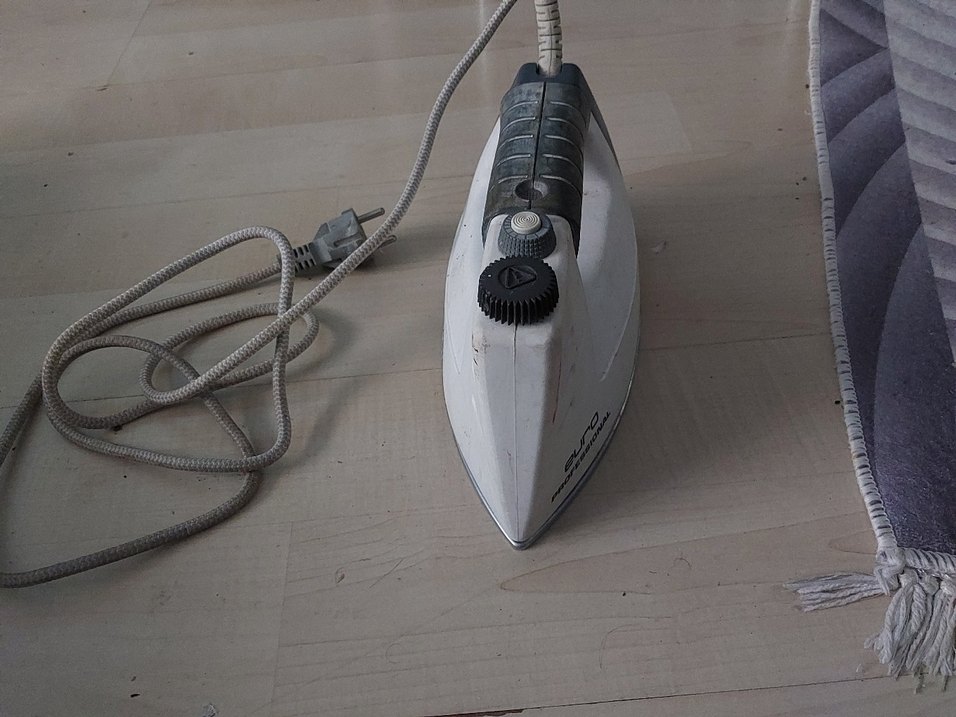 Euro Profesyonel Beyaz Ütü - Görsel 3