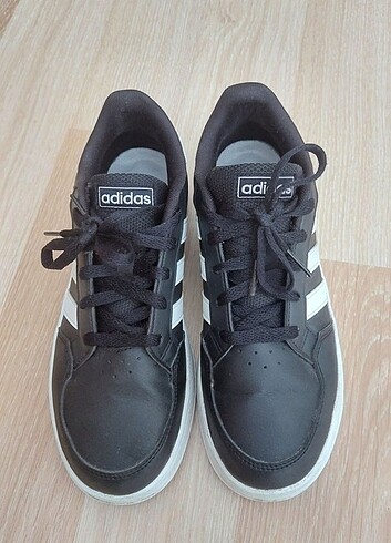 38,5 Beden Adidas Siyah Spor Ayakkabı 38.5
