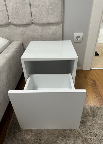 Ikea MDF TEK ÇEKMECELİ MODERN KALİTELİ KOMİDİN