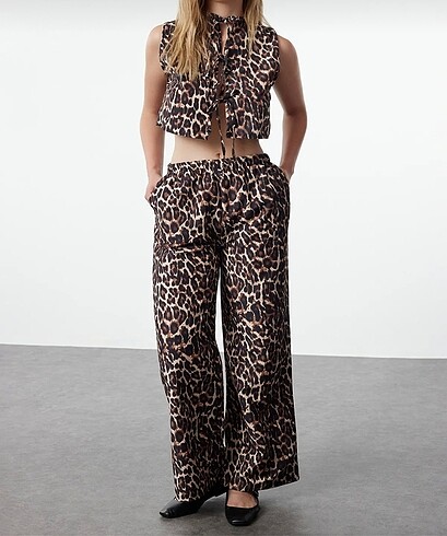 LEOPAR DESENLİ ALT - ÜST TAKIM