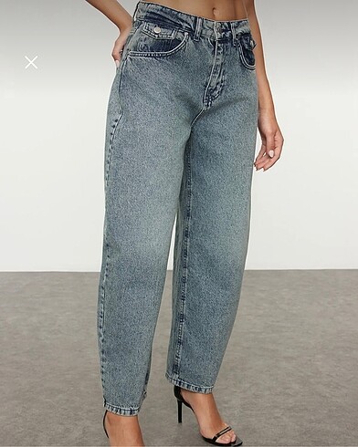 40 Beden ETİKETLİ YÜKSEL BEL BARREL BAGGY JEANS