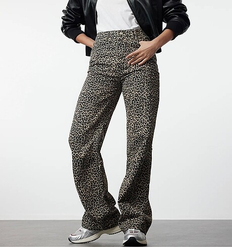 LEOPAR BASKILI YÜKSEL BEL WIDE LEG JEANS