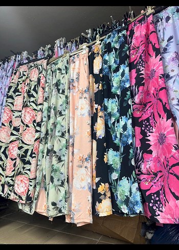 l Beden çeşitli Renk Kadın Çok Renkli Batik Desenli Uzun Pantolon