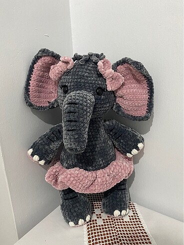 Diğer Amigurumi fil