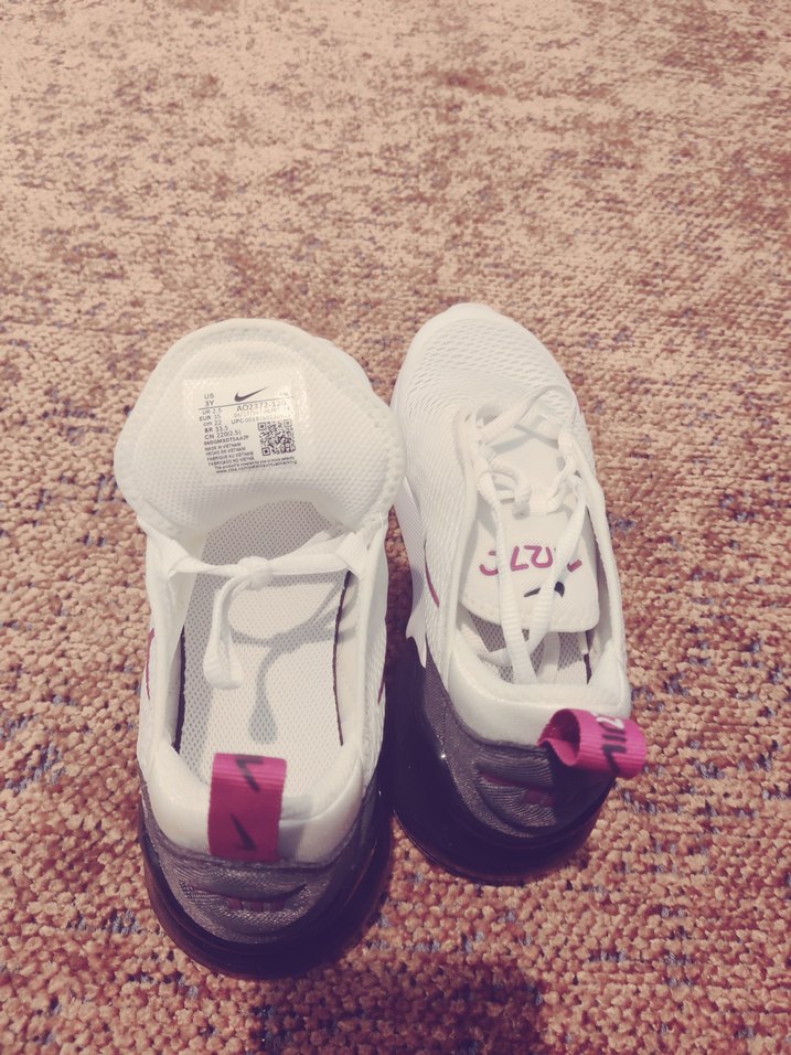 Beyaz Nike  Çocuk Spor ayakkabi. - Görsel 5