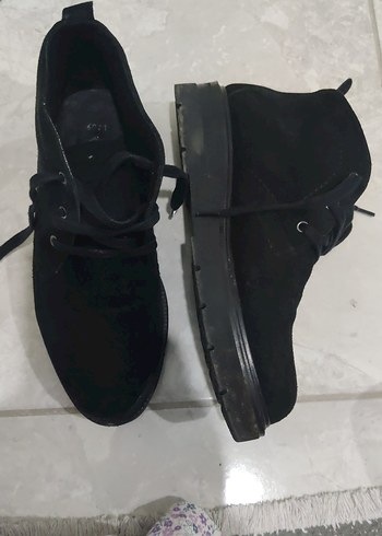 Siyah Minimalist kadın süet bot - Görsel 2