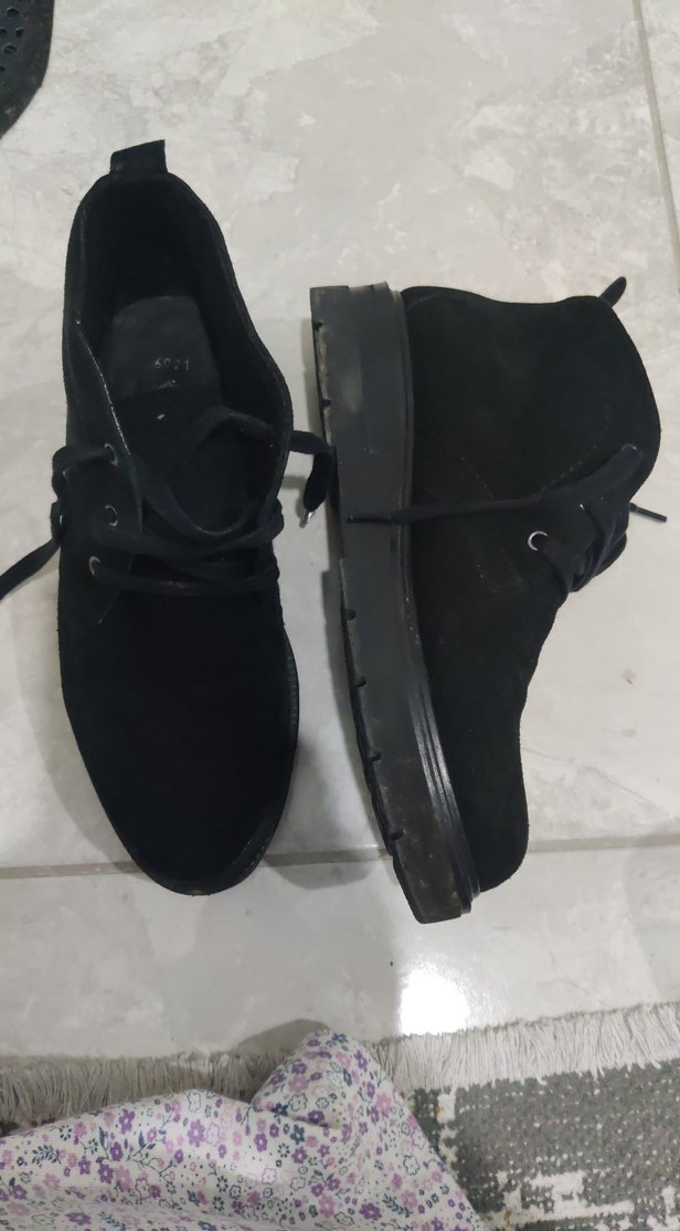 Siyah Minimalist kadın süet bot - Görsel 2