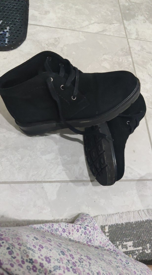 Siyah Minimalist kadın süet bot - Görsel 3