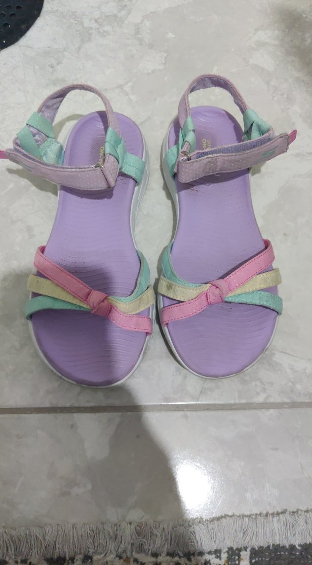 Kız Çocuk Renkli Bağcıklı Sandalet - Görsel 2