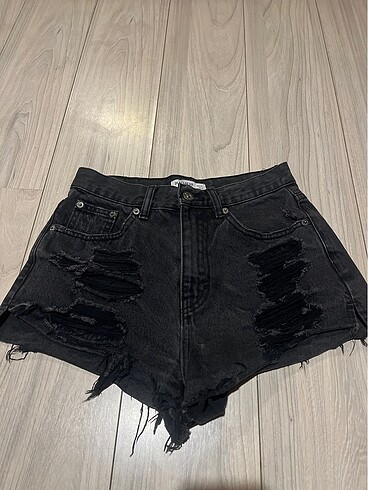 Siyah şort mini