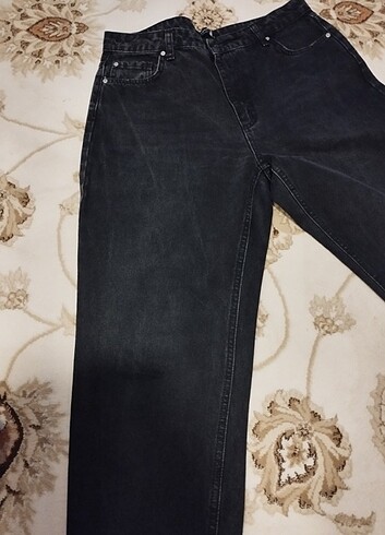 42 Beden Jeans siyah yıkamalı kot