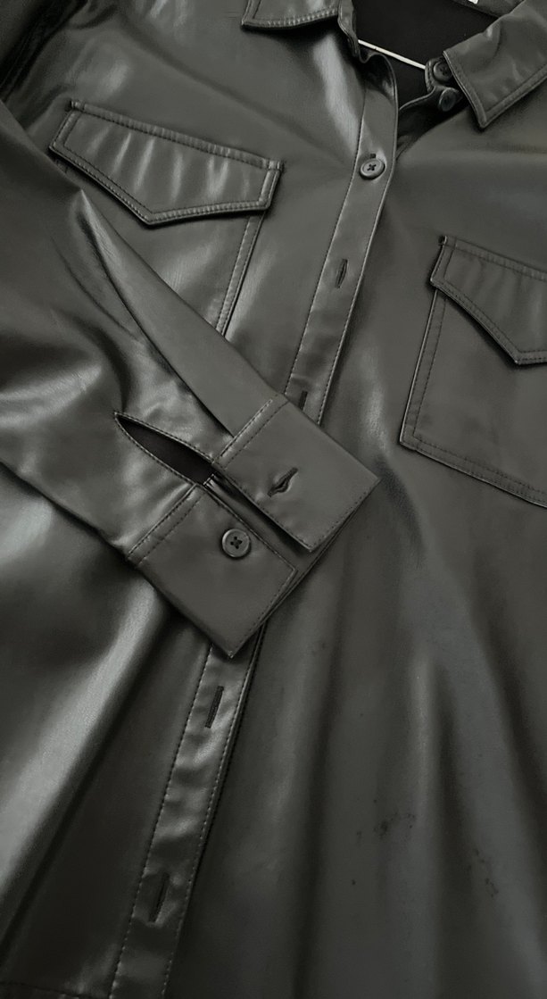 Düğmeli Siyah Deri Kadın Ceket - Görsel 4