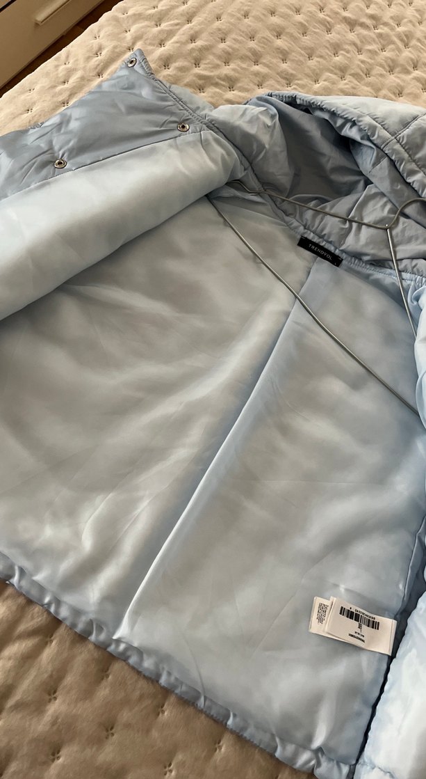 Düğmeli Kapüşonlu Gri Kadın Puff Yelek - Görsel 2