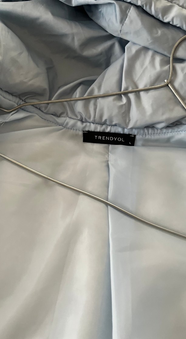 Düğmeli Kapüşonlu Gri Kadın Puff Yelek - Görsel 3