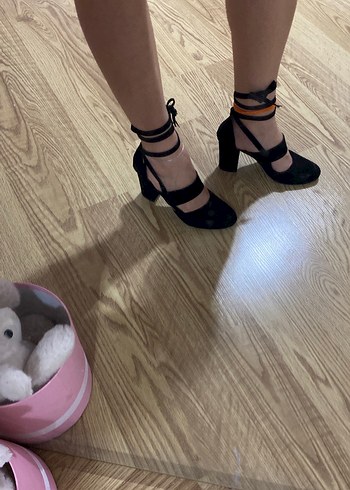 Siyah Çizgili Platform Topuklu Kadın Ayakkabı - Görsel 3