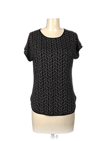 PreLoved T-shirt %70 İndirimli.