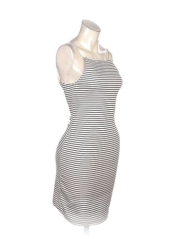 Vintage Love PreLoved Kısa Elbise %70 İndirimli.