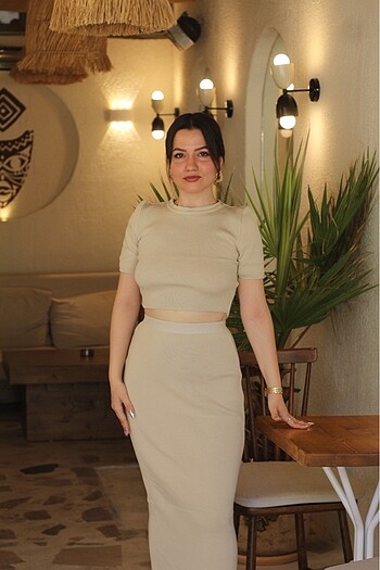 Krem triko takım