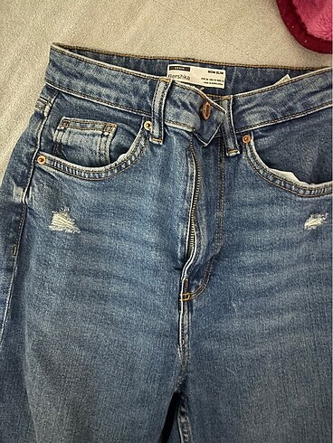 Bershka mom jean