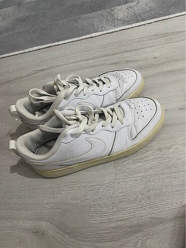38,5 Beden Nike ayakkabı