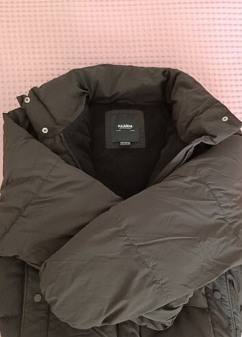 s Beden Pull and Bear şişme mont