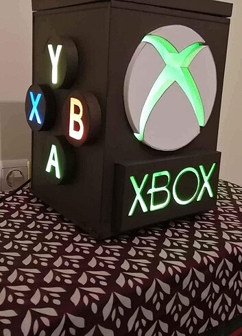 Xbox led ışıklı aksesuar.