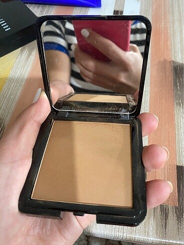DOUGLAS BRONZER