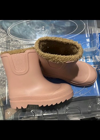 Kız Çocuk Pembe Peluş Detaylı Lastik Bot
