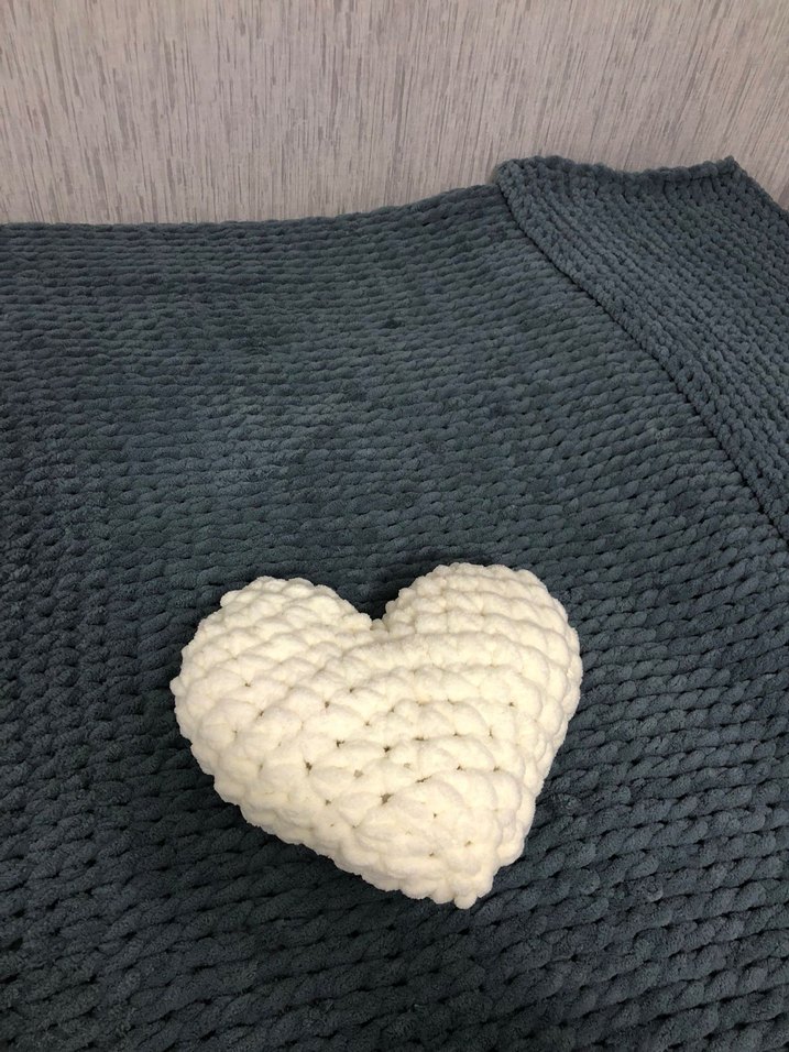 Beyaz Kalpli yastık - Görsel 2